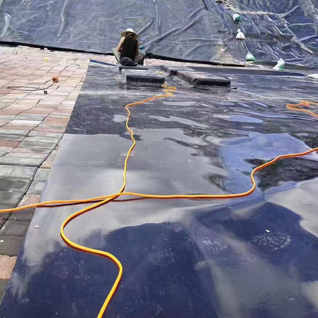 尾矿土工膜施工