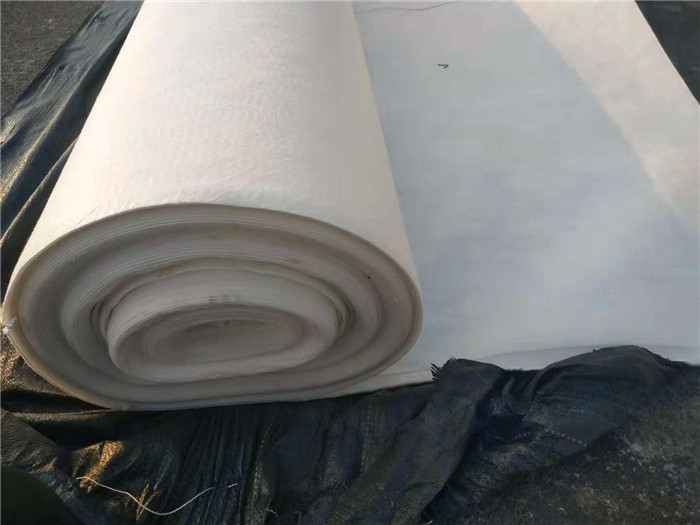 复合土工膜应用在垃圾填埋场