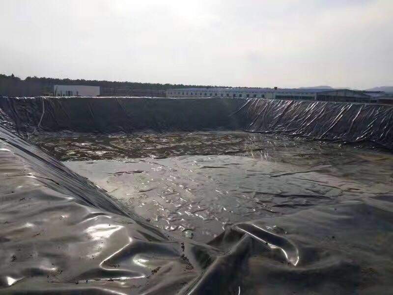 鱼塘土工膜简介
