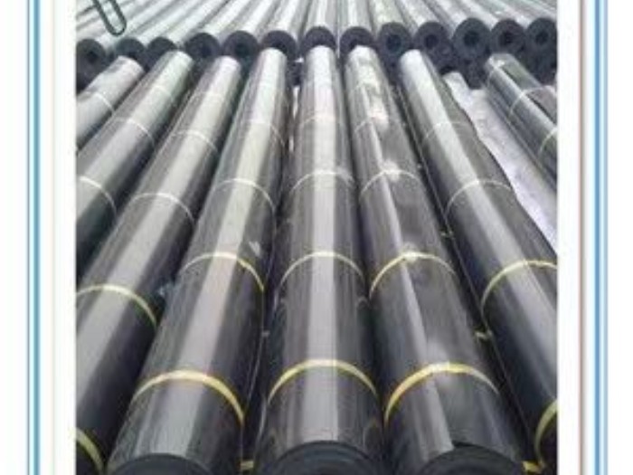 HDPE土工膜在石油管道工程中的应用