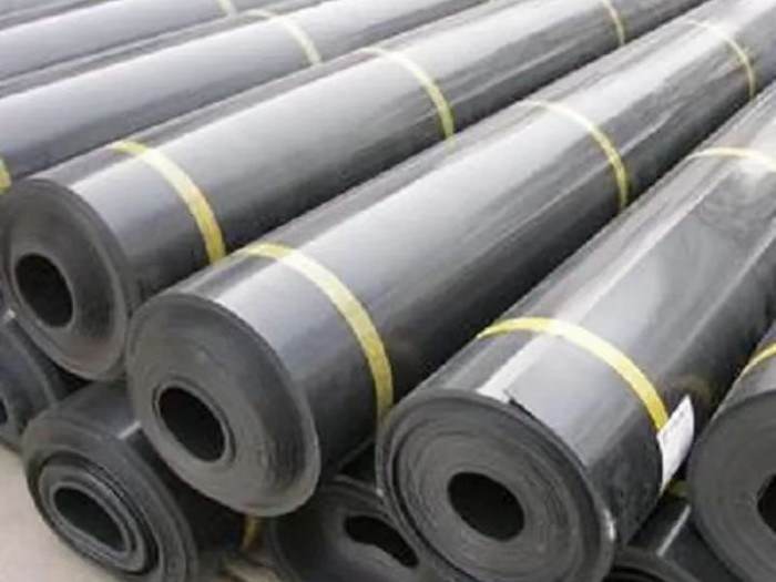 HDPE土工膜在沼气池的施工细节和注意事项