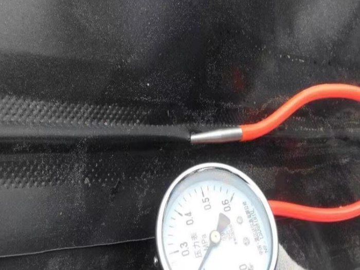 土工膜焊缝怎么进行打压试验