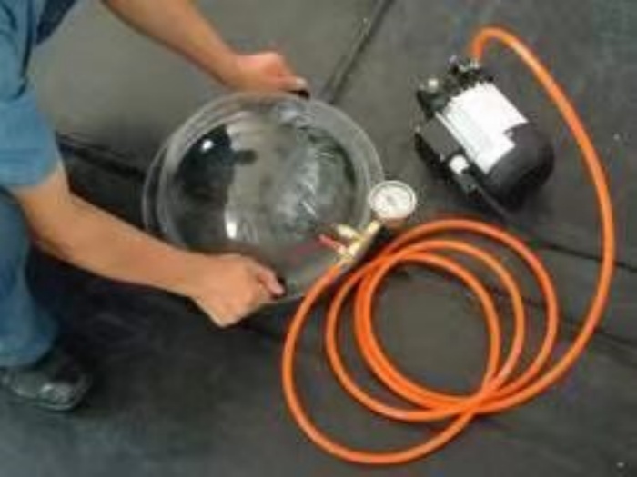 土工膜焊缝怎么进行电火花硬箱测试